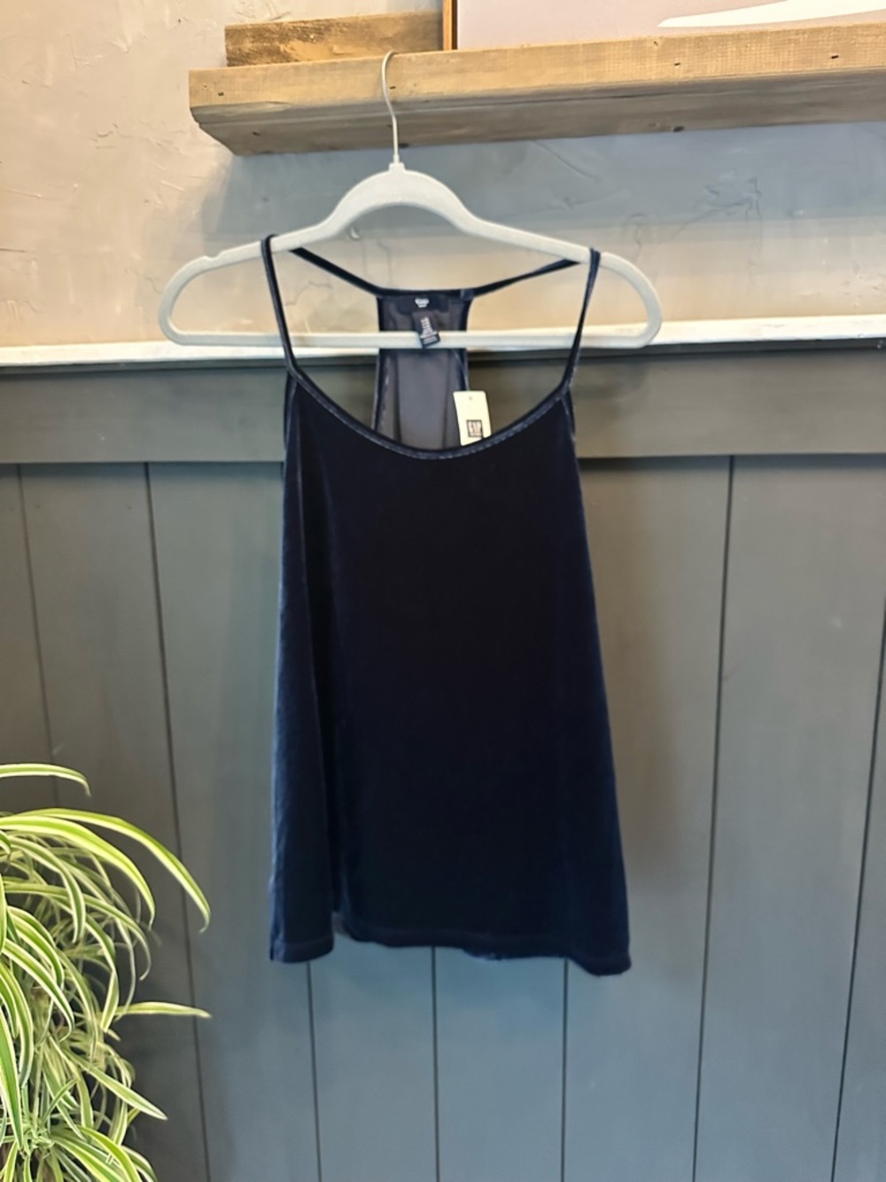 NEW GAP Velour Dark Blue‎ Spaghetti-Strap V Neck Camisole size M
